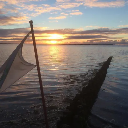 Haus Am Deich * Utersum